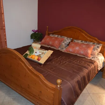 Nonna Sicilia Couette-café Capri Leone